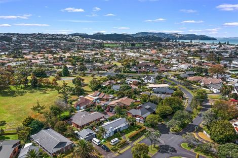 Photo of property in 24 Maygrove Drive, Orewa, 0931