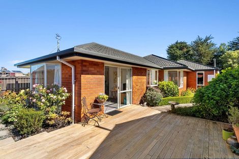Photo of property in 49 Sawyers Arms Road, Northcote, Christchurch, 8052