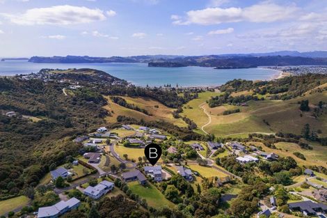 Photo of property in 16 Ohuka Place, Whitianga, 3510