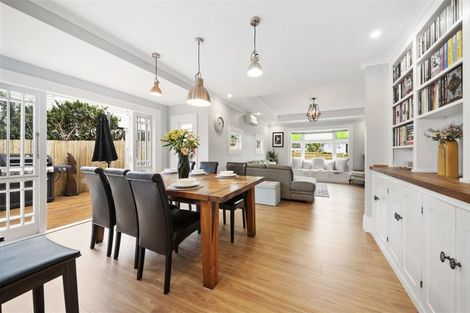 Photo of property in 35 Helvetia Road, Pukekohe, 2120