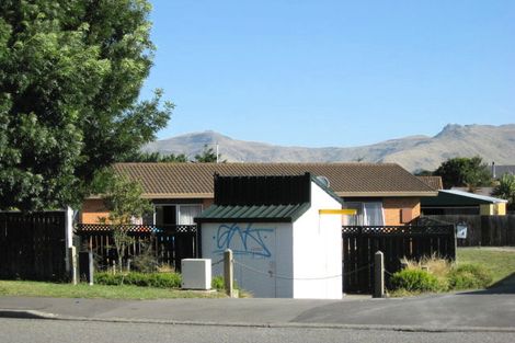 Photo of property in 8a Bromley Road, Bromley, Christchurch, 8062