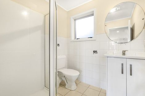 Photo of property in 13a Golf Road, New Lynn, Auckland, 0600