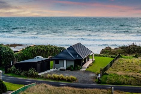 Photo of property in 288 Tai Road, Opunake, 4681