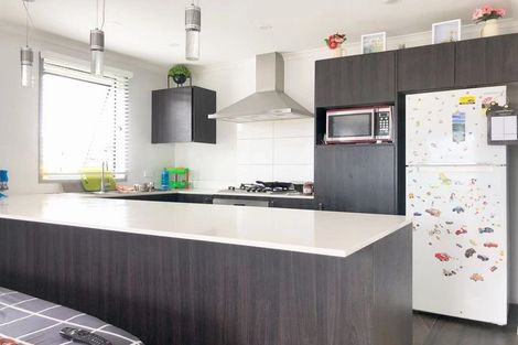 Photo of property in 2/65e Metcalfe Road, Ranui, Auckland, 0612