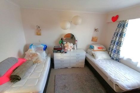 Photo of property in 15 Saint Johns Avenue, Tuakau, 2121