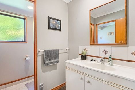 Photo of property in 15 Brook Place, Springfield, Rotorua, 3015