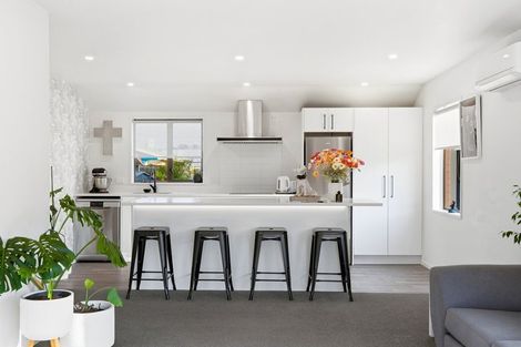 Photo of property in 38 Bay View Road, South Dunedin, Dunedin, 9012