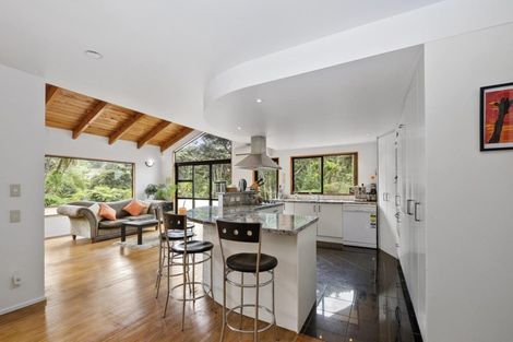 Photo of property in 366g Huia Road, Titirangi, Auckland, 0604