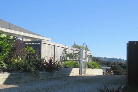 Photo of property in 82 Navigation Drive, Whitby, Porirua, 5024