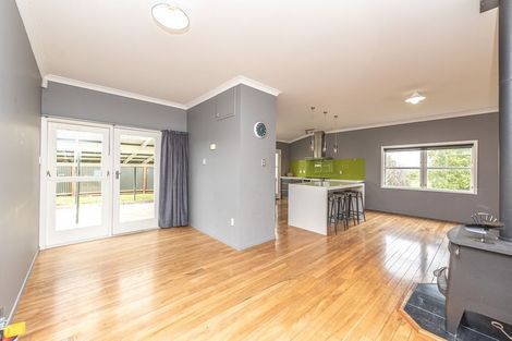 Photo of property in 35 Milne Street, Marton, 4710