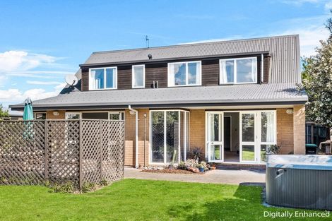 Photo of property in 35a Colwyn Street, Bryndwr, Christchurch, 8053