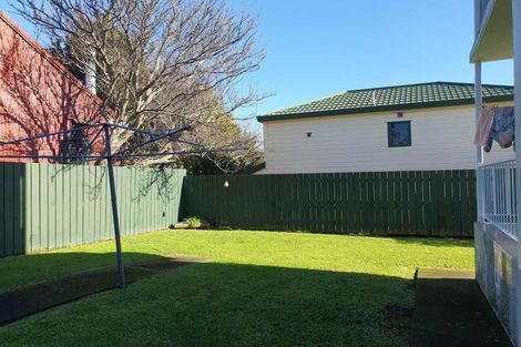 Photo of property in 11/26 Normanby Street, Newtown, Wellington, 6021