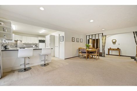 Photo of property in 14 Talltree Avenue, Avonhead, Christchurch, 8042