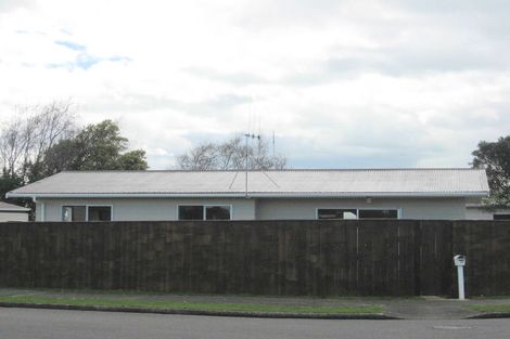 Photo of property in 38 Strathmore Avenue, Levin, 5510