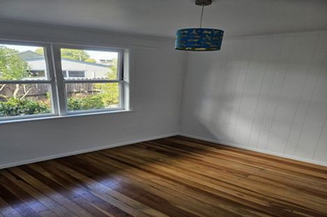 Photo of property in 84a Kaurilands Road, Titirangi, Auckland, 0604