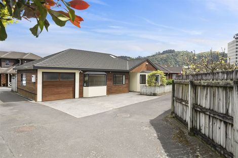 Photo of property in 2/20 De Menech Grove, Avalon, Lower Hutt, 5011