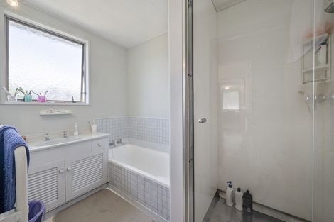 Photo of property in 46 Martin Road, Paraparaumu Beach, Paraparaumu, 5032