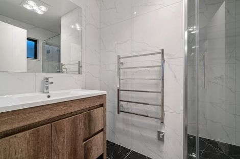 Photo of property in 27 Laquinta Place, Flat Bush, Auckland, 2019