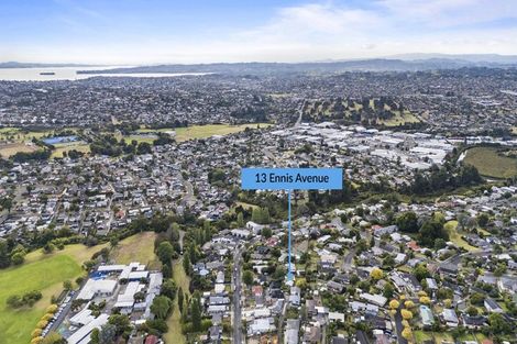 Photo of property in 13 Ennis Avenue, Pakuranga Heights, Auckland, 2010