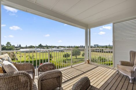 Photo of property in 44 Landmark Terrace, Orewa, 0931