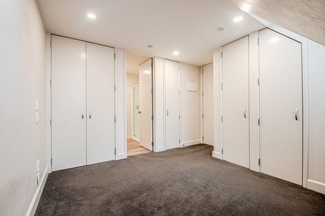 Photo of property in 4 Maunganui Road, Mount Maunganui, 3116