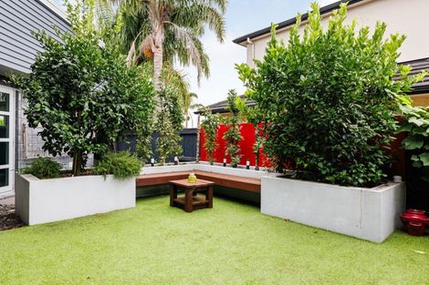 Photo of property in 15 Shalimar Place, Huntington, Hamilton, 3210