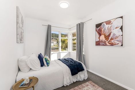Photo of property in 28 Totara Street, Wainuiomata, Lower Hutt, 5014
