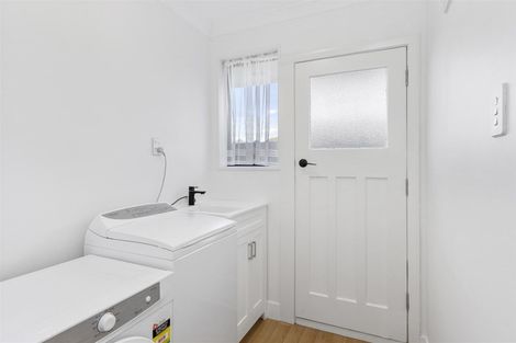 Photo of property in 12 Rutherford Street, Woolston, Christchurch, 8023