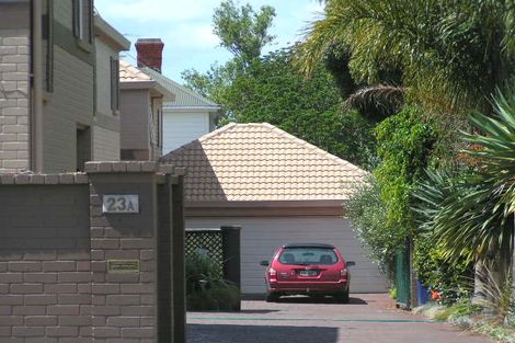 Photo of property in 23c Queen Street, Northcote Point, Auckland, 0627