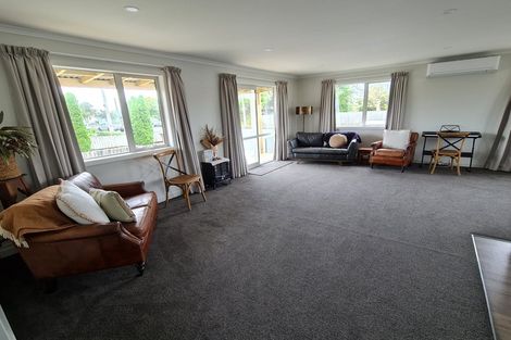 Photo of property in 98 Derby Street, Westport, 7825