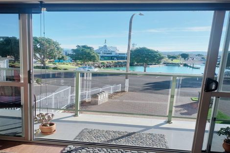 Photo of property in 7/26 West Quay, Ahuriri, Napier, 4110