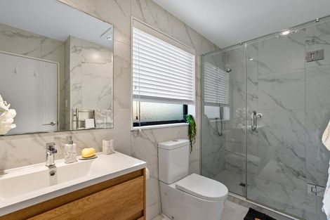Photo of property in 112b Hutchinson Avenue, New Lynn, Auckland, 0600