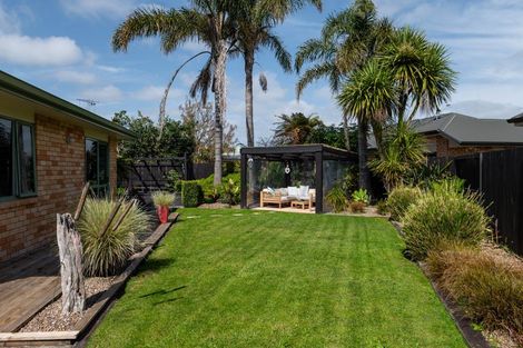 Photo of property in 37 Alconbury Drive, Rototuna North, Hamilton, 3210