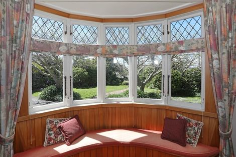 Photo of property in 6 Ross Street, Marton, 4710