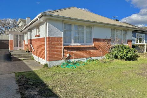 Photo of property in 42 Gibbons Street, Upper Hutt Central, Upper Hutt, 5018