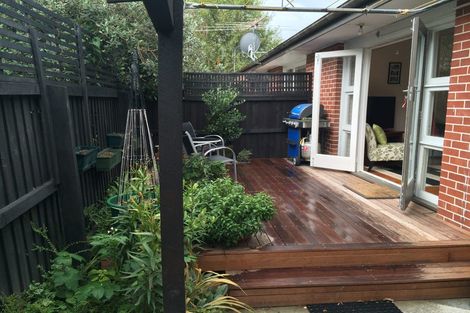 Photo of property in 2/84 Holly Road, St Albans, Christchurch, 8014