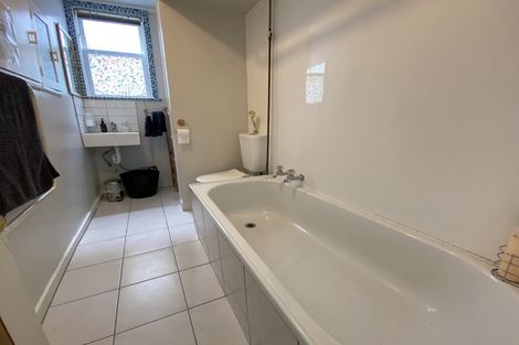 Photo of property in 41u6 Home Street, Mount Victoria, Wellington, 6011