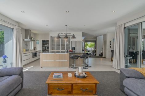 Photo of property in 4 Little George Place, Whitianga, 3510