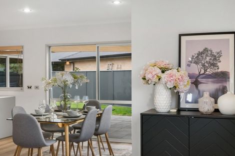 Photo of property in 6 Crabbe Place, Cromwell, 9310