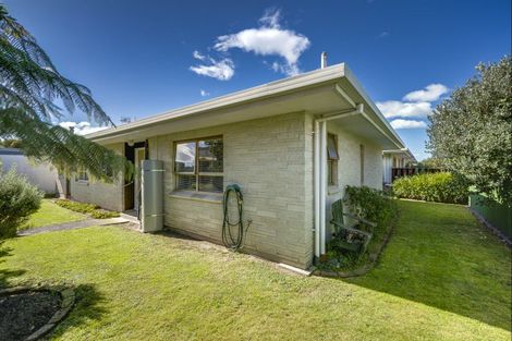 Photo of property in 3/17 Ngarimu Crescent, Taradale, Napier, 4112