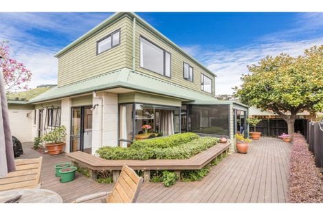 Photo of property in 8 Herbs Place, Cashmere, Christchurch, 8022