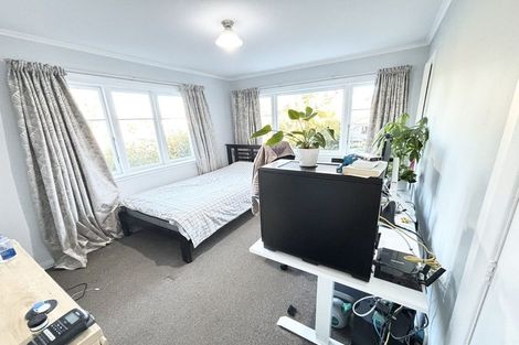 Photo of property in 51 Rua Road, Glen Eden, Auckland, 0602