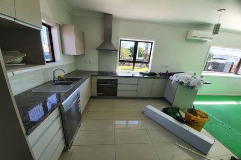 Photo of property in 37 Ballance Avenue, Papatoetoe, Auckland, 2104