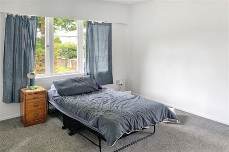 Photo of property in 11 Edwards Avenue, Henderson, Auckland, 0610
