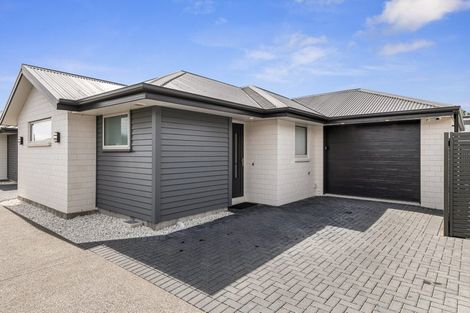 Photo of property in 2/120 Gilberthorpes Road, Hei Hei, Christchurch, 8042