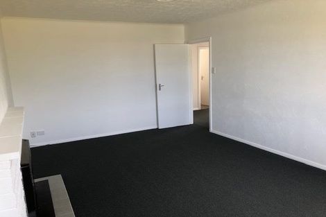 Photo of property in 25 Hill Crescent, Papakura, 2110