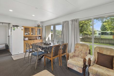 Photo of property in 2b Cherrywood Place, Western Heights, Rotorua, 3015