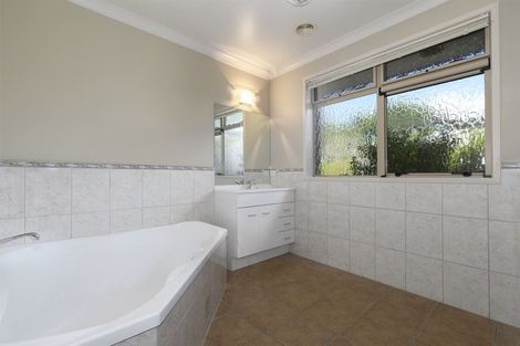 Photo of property in 109r Waikite Road, Welcome Bay, Tauranga, 3175