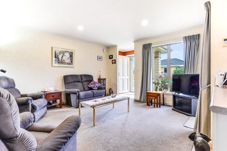 Photo of property in 7 Sovereign Isle Lane, Rototuna, Hamilton, 3210