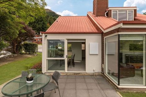 Photo of property in 27a Bowen Street, Queenstown, 9300